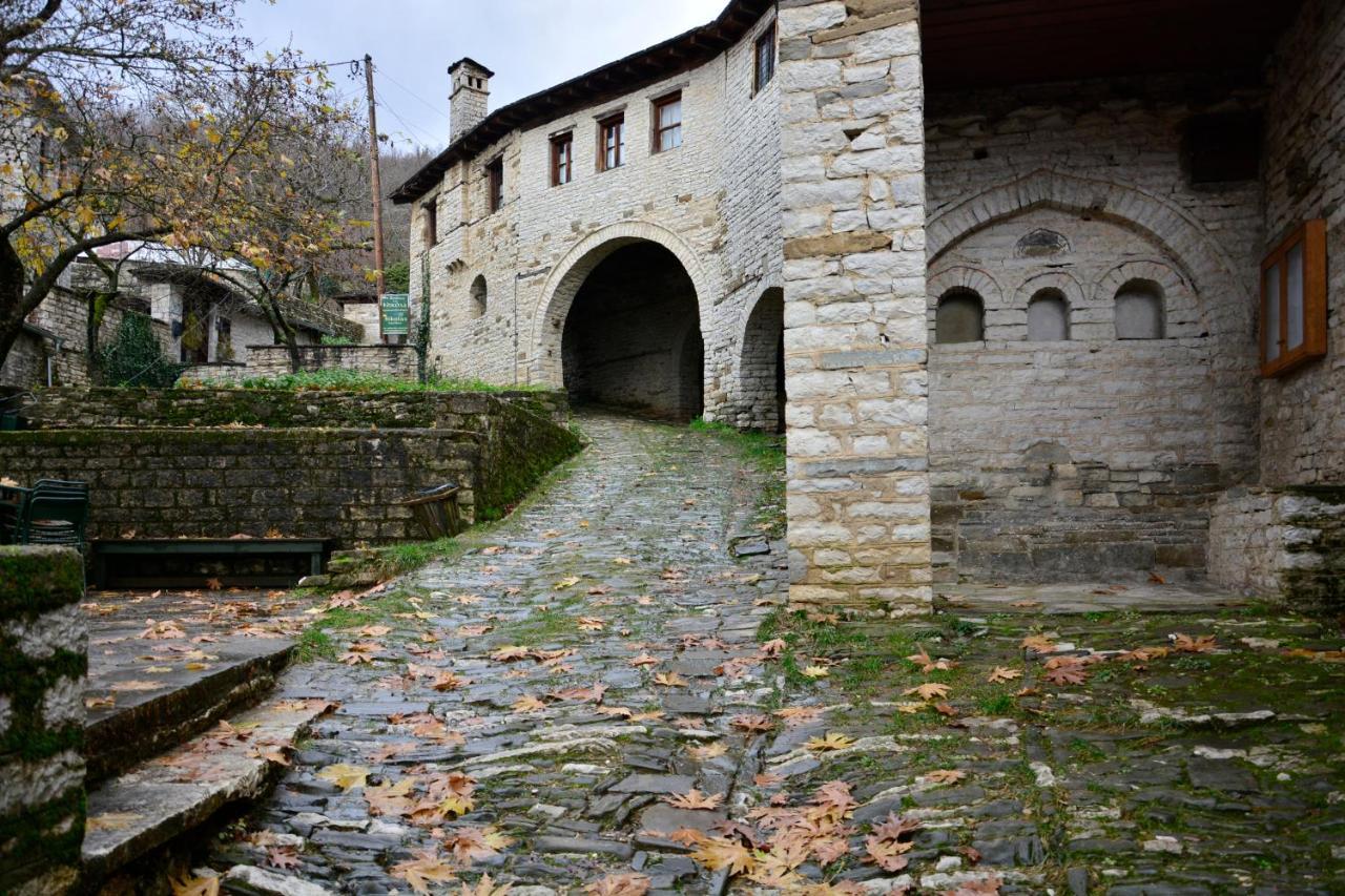 Nikolas Guesthouse Koukkoúlion Exterior foto